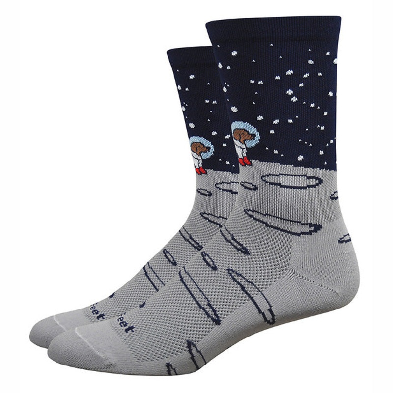 DeFeet Aireator 6 Moon Doggo Socks 9.5-11.5 Gray