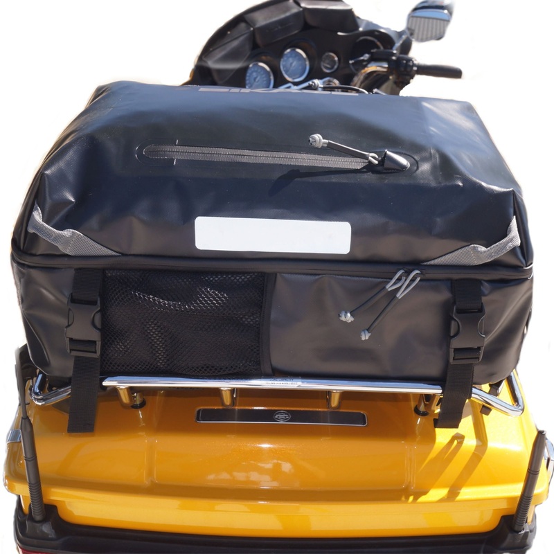 Moto Backpack – Mountable on your Rack or Sissy Bar