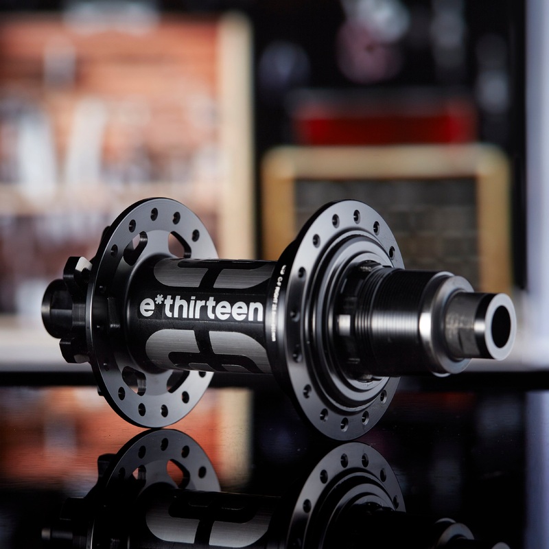 Race Alloy Hubs|Rear: e*spec model – 148x12mm Boost – XD Driver|Rear: 157x12mm Super Boost – XD Driver|Rear: 148x12mm Boost – XD Driver|Rear: DH model – 150/157x12mm – Integrated Driver/Cassette|Front: 110x15mm Boost|Front: 110x20mm Boost – Incl. 20mm End