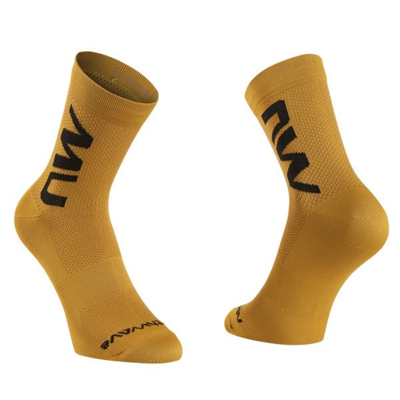 Northwave Extreme Air Mid Unisex Cycling Socks (Ochre)